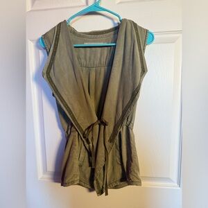 Max Jeans Olive Sleeveless Front Tie Vest/Top